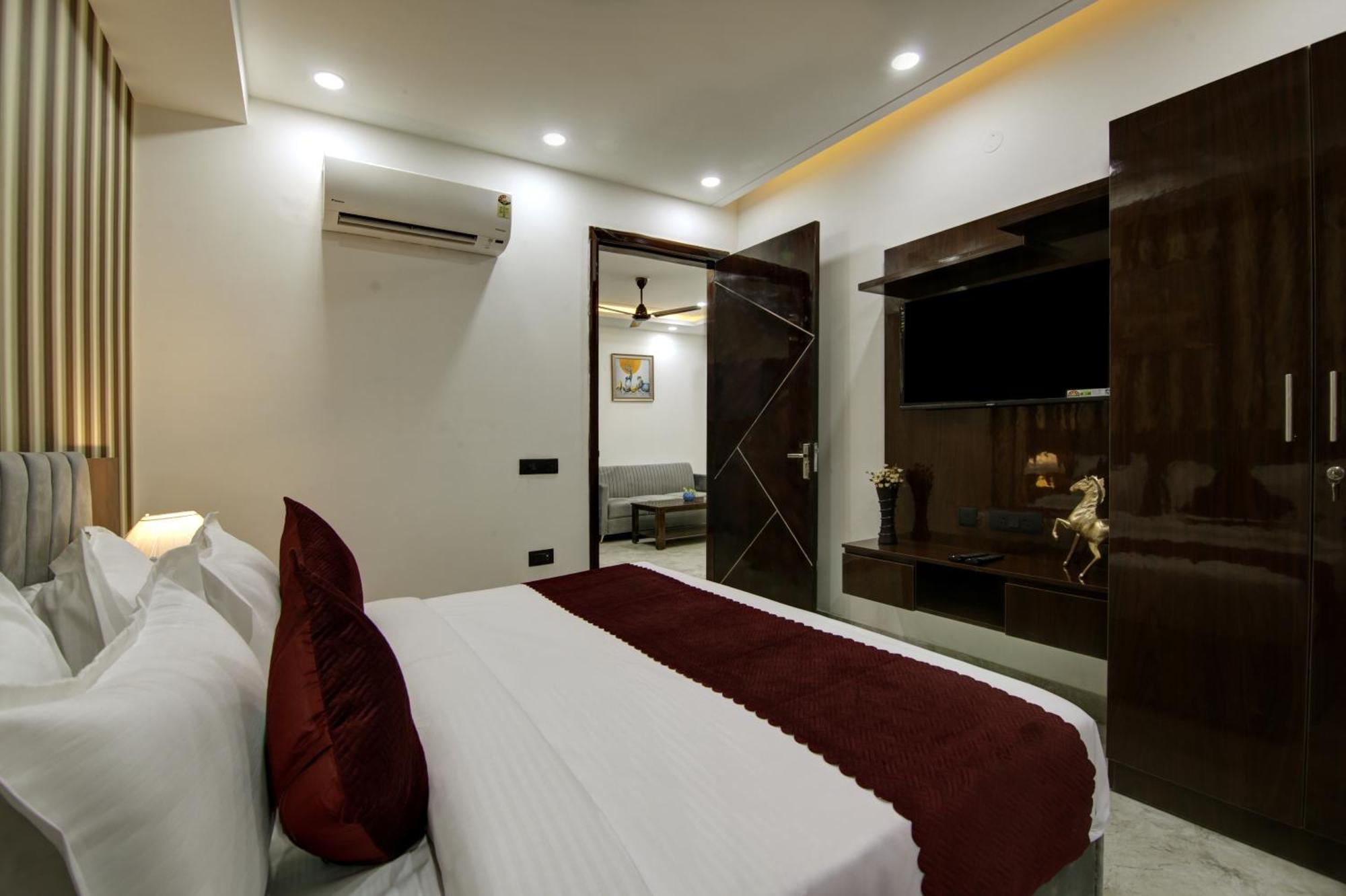 Limewood Stay - Millennium Huda City Center Gurgaon Extérieur photo