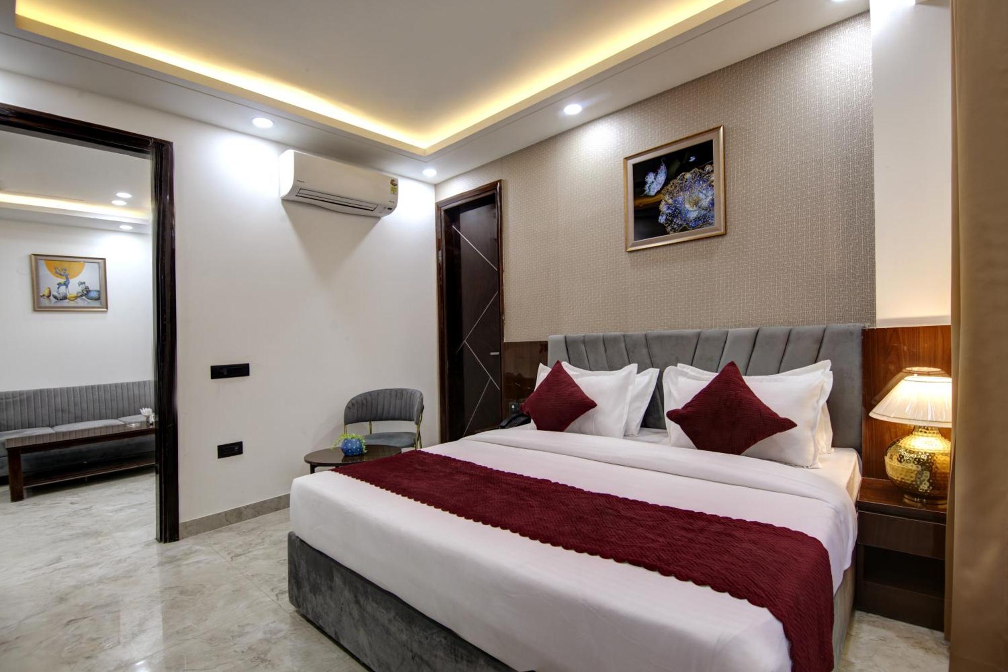 Limewood Stay - Millennium Huda City Center Gurgaon Extérieur photo